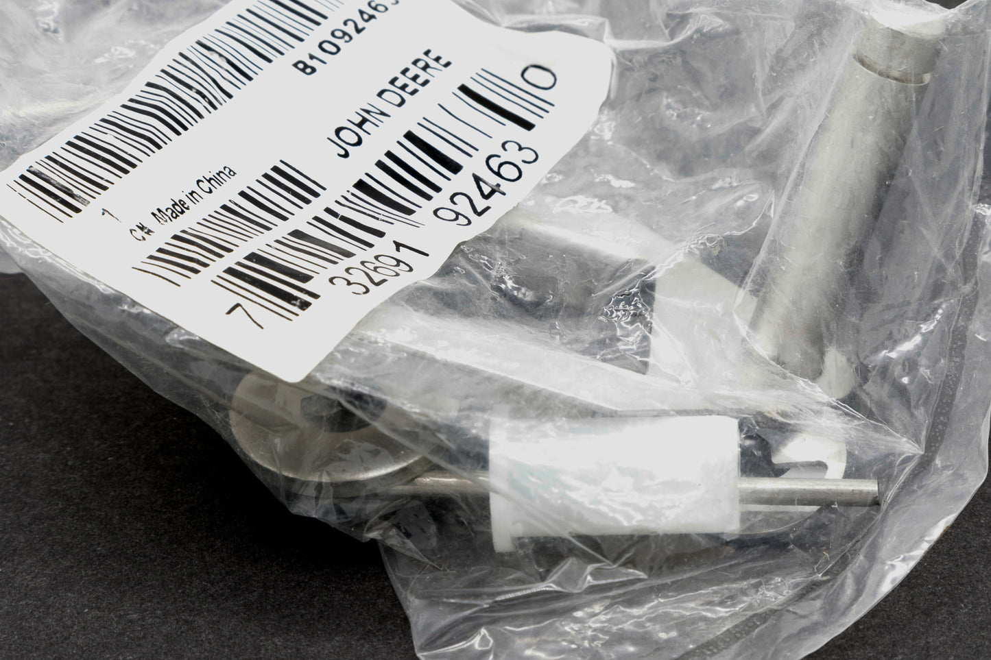 24 LESCO:B1092463